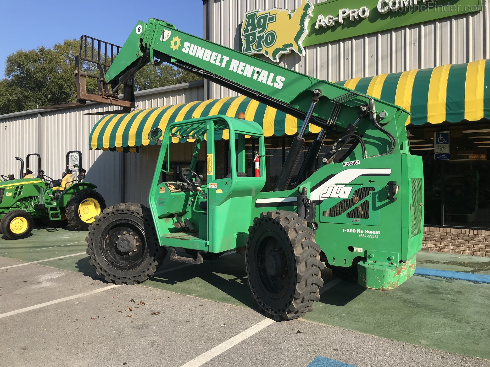 2013 Skytrak 6042 Image 7