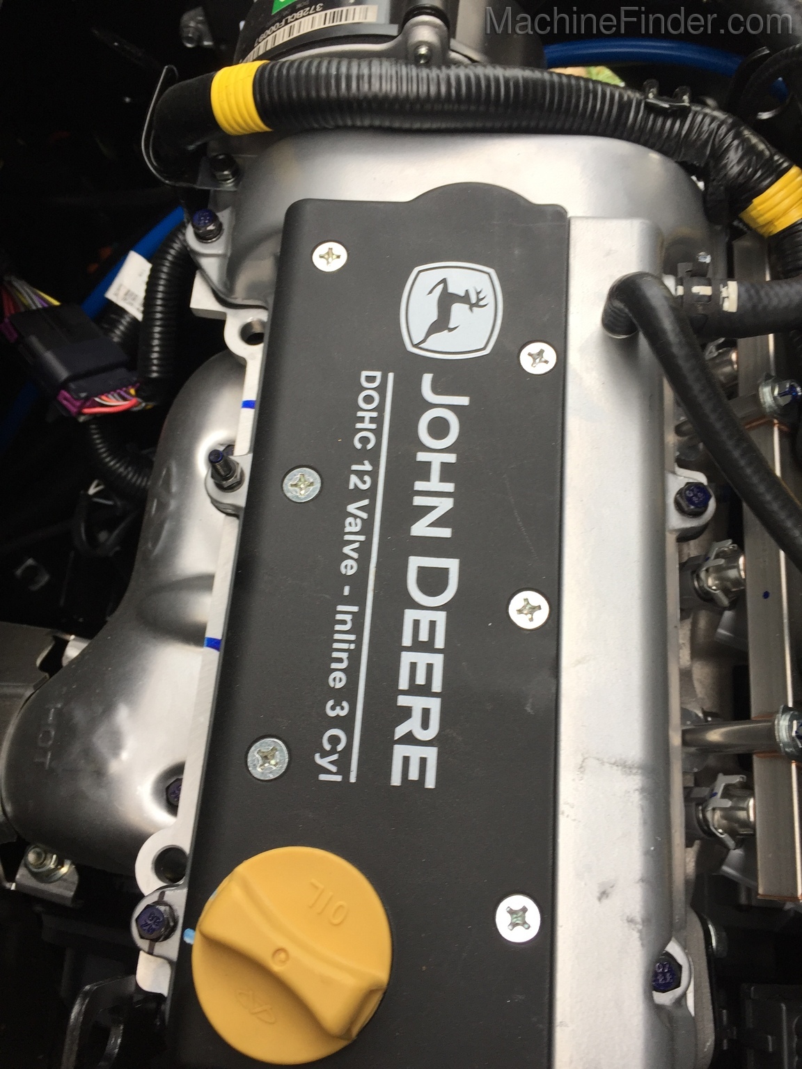 2020 John Deere XUV835M Image 5