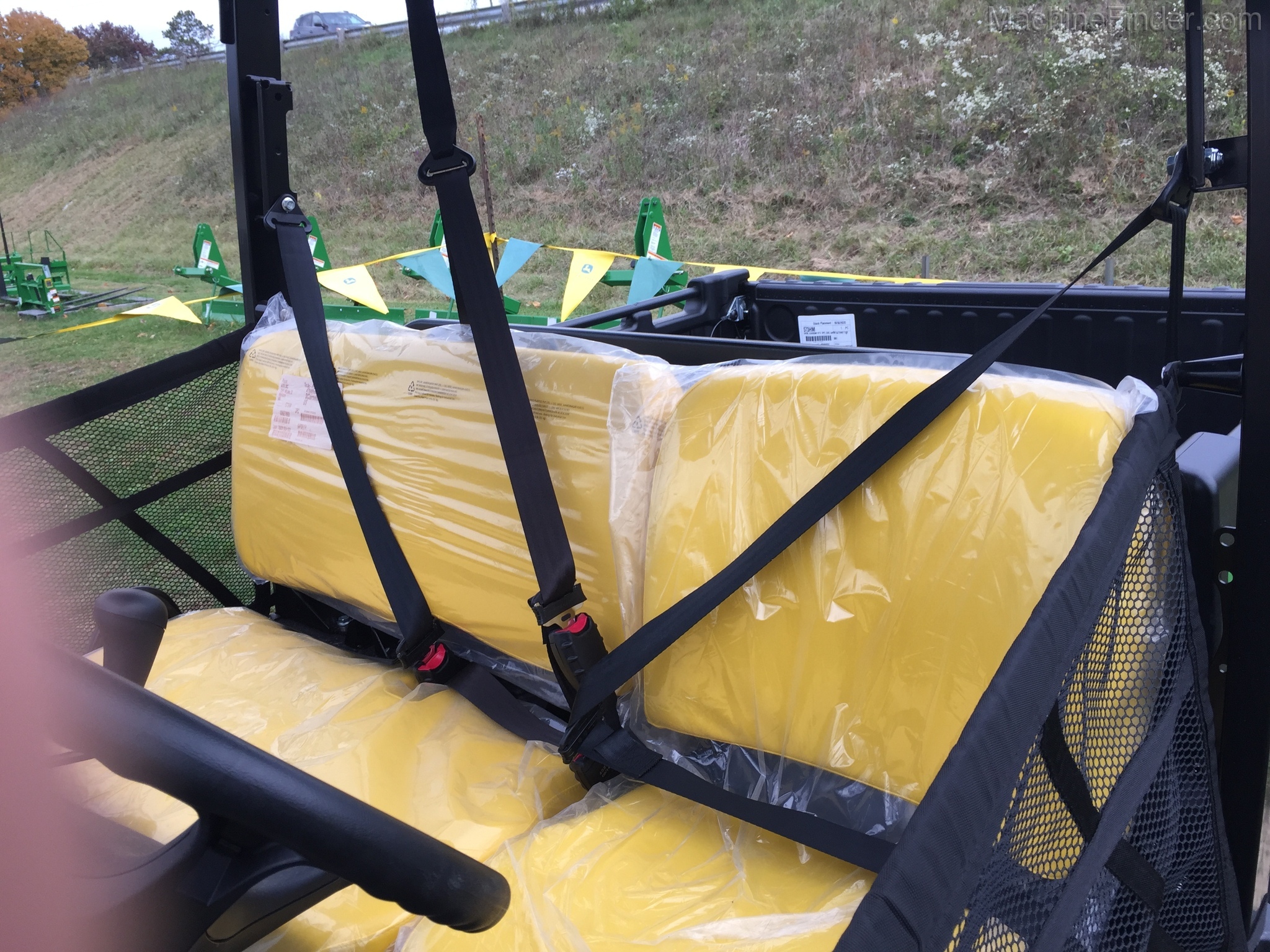 2020 John Deere XUV835M Image 3