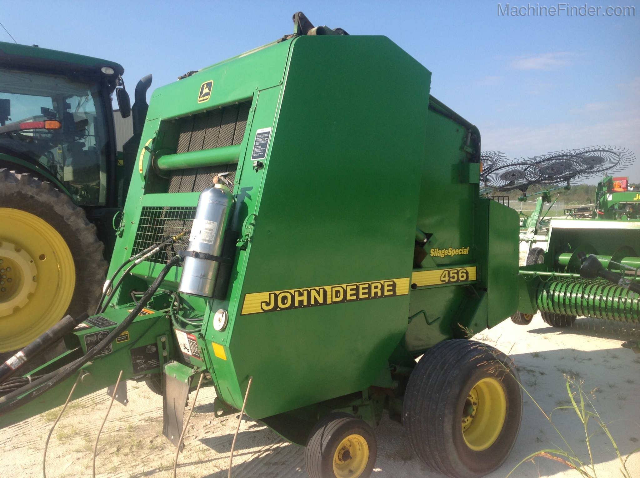 1996 John Deere 456 Silage Special Image 1