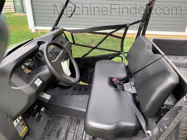 2021 John Deere XUV590M Image 6