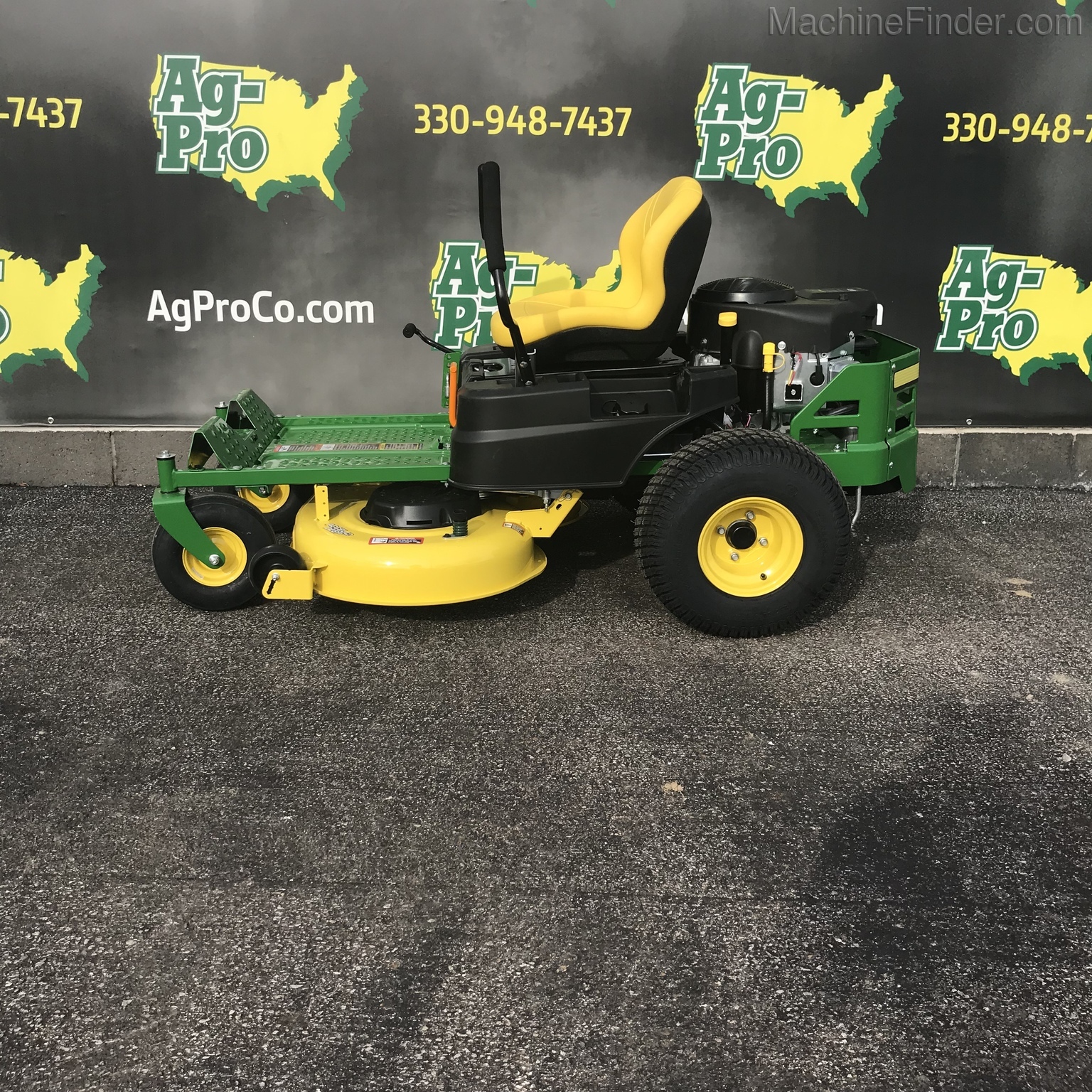 2021 John Deere Z335E Image 2