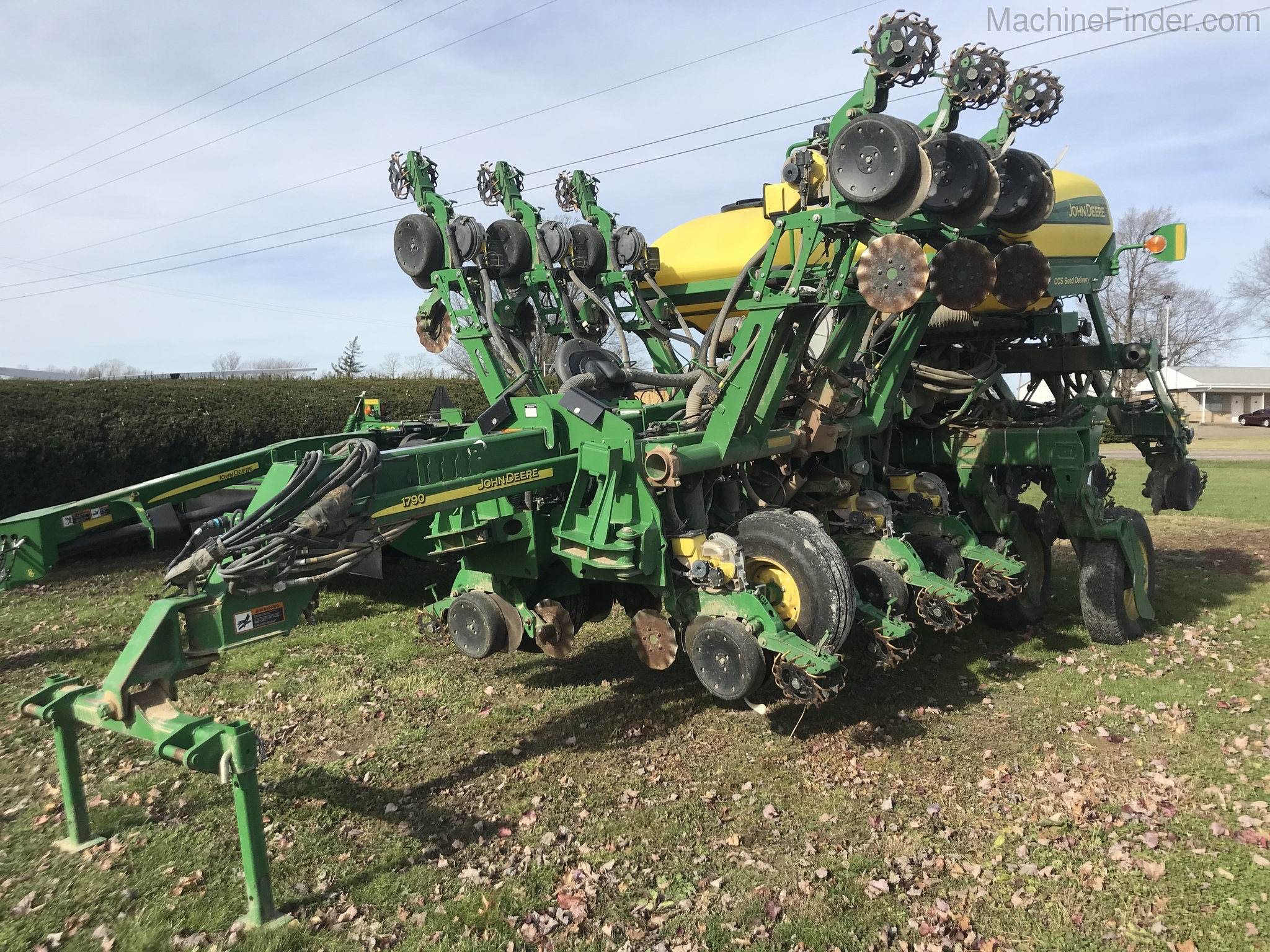 2013 John Deere 1790 Image 2