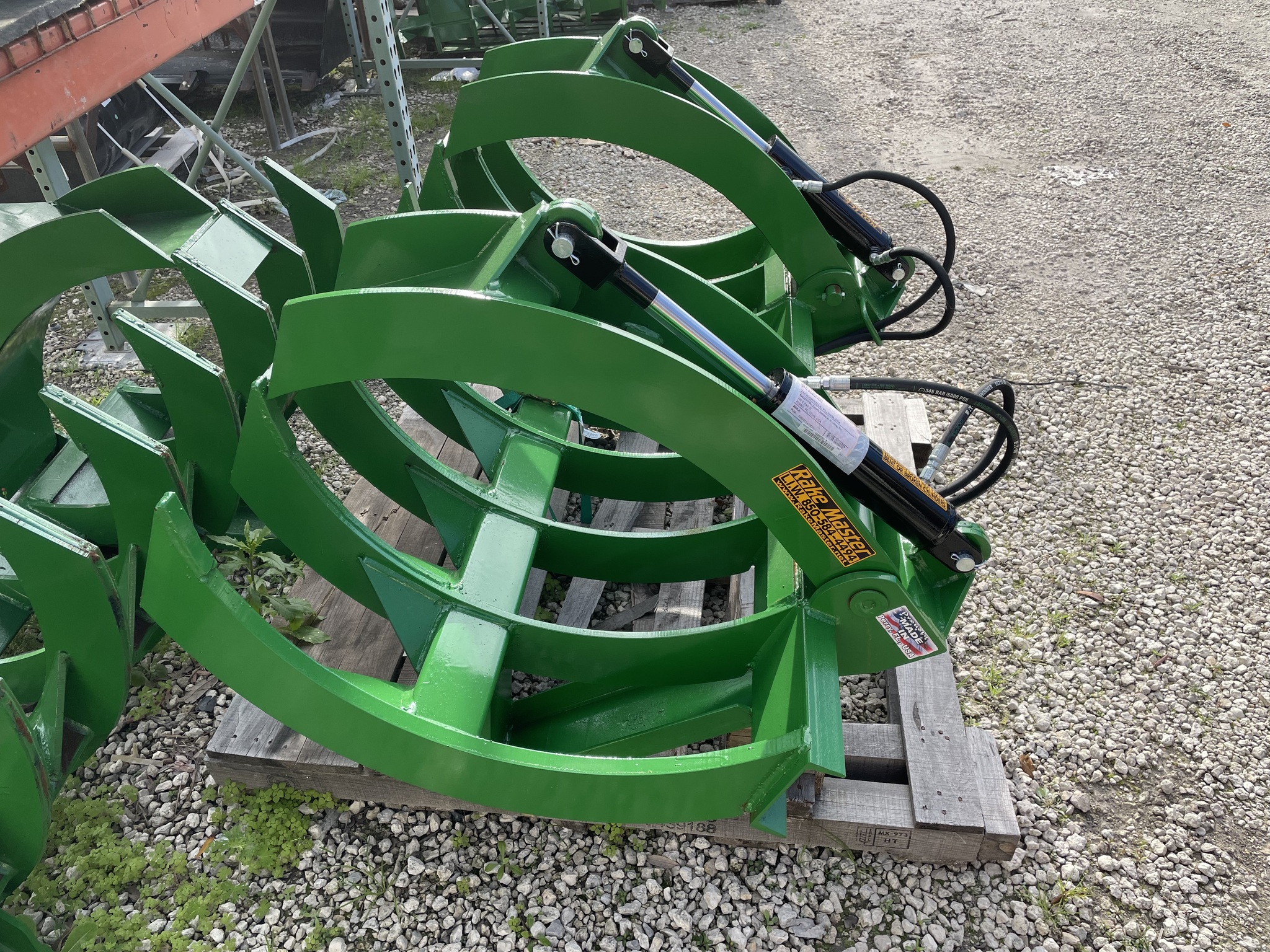 2024 John Deere CR61G Image 1