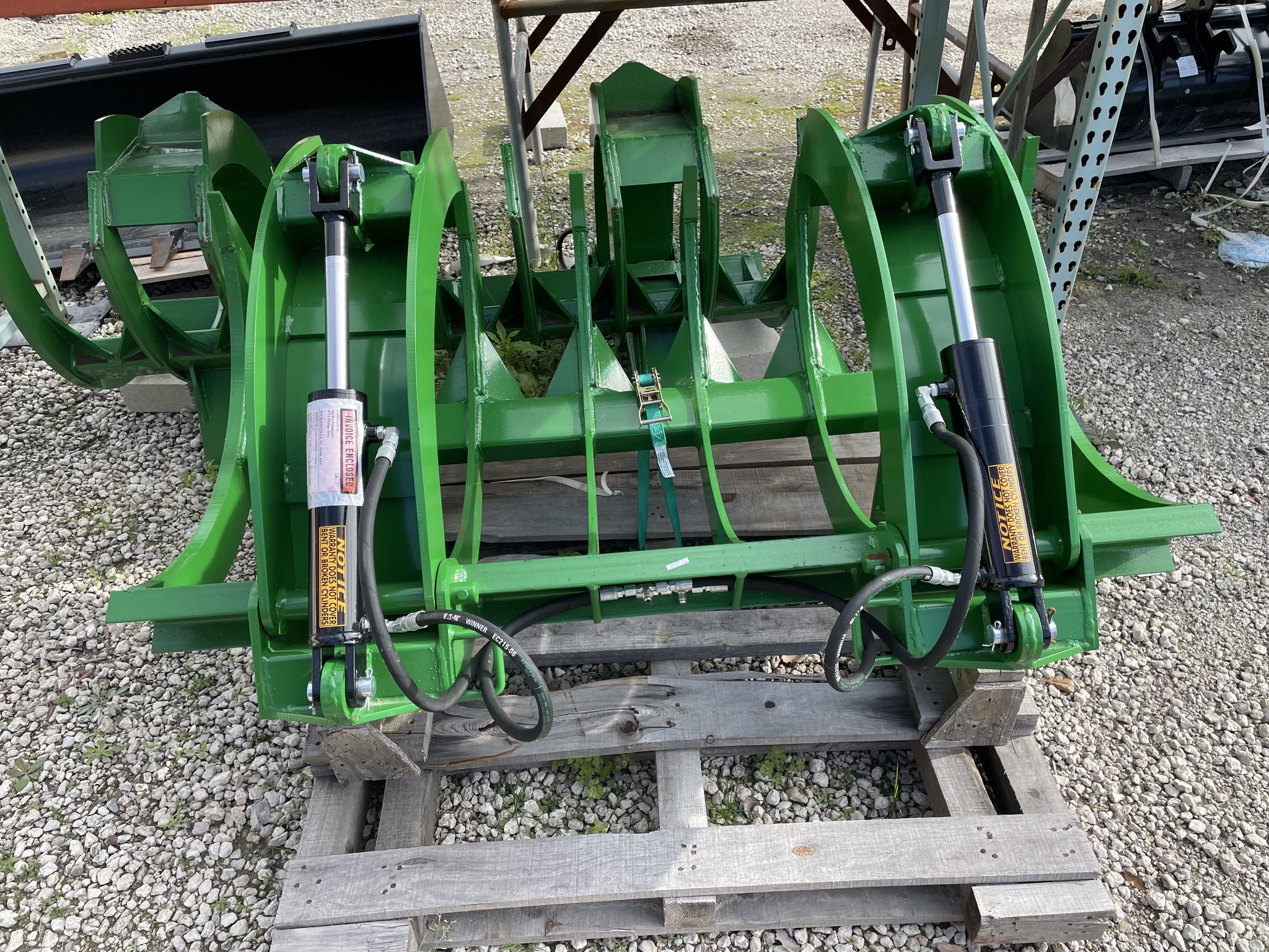 2024 John Deere CR61G Image 2