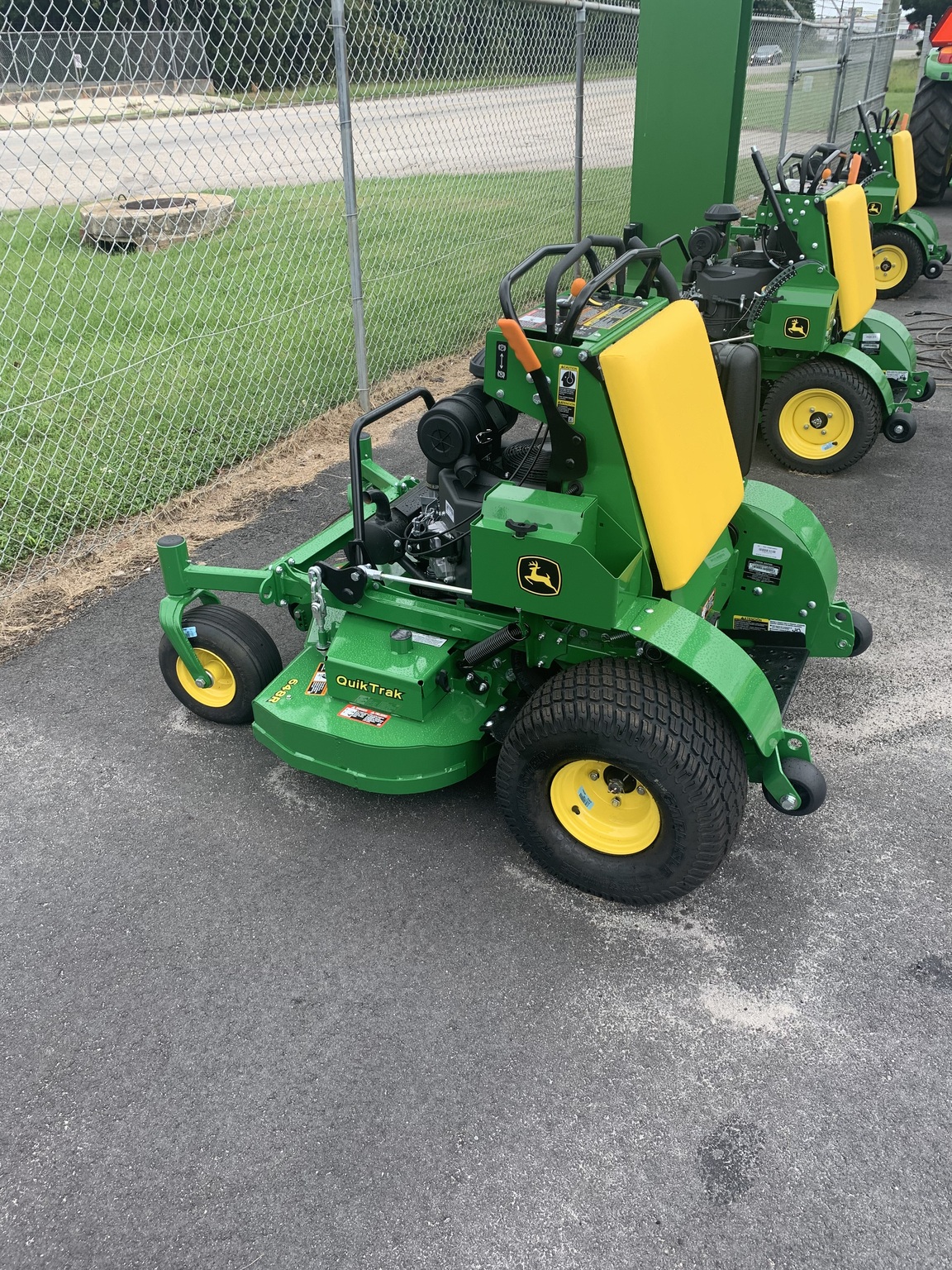 2023 John Deere 636M Image 3