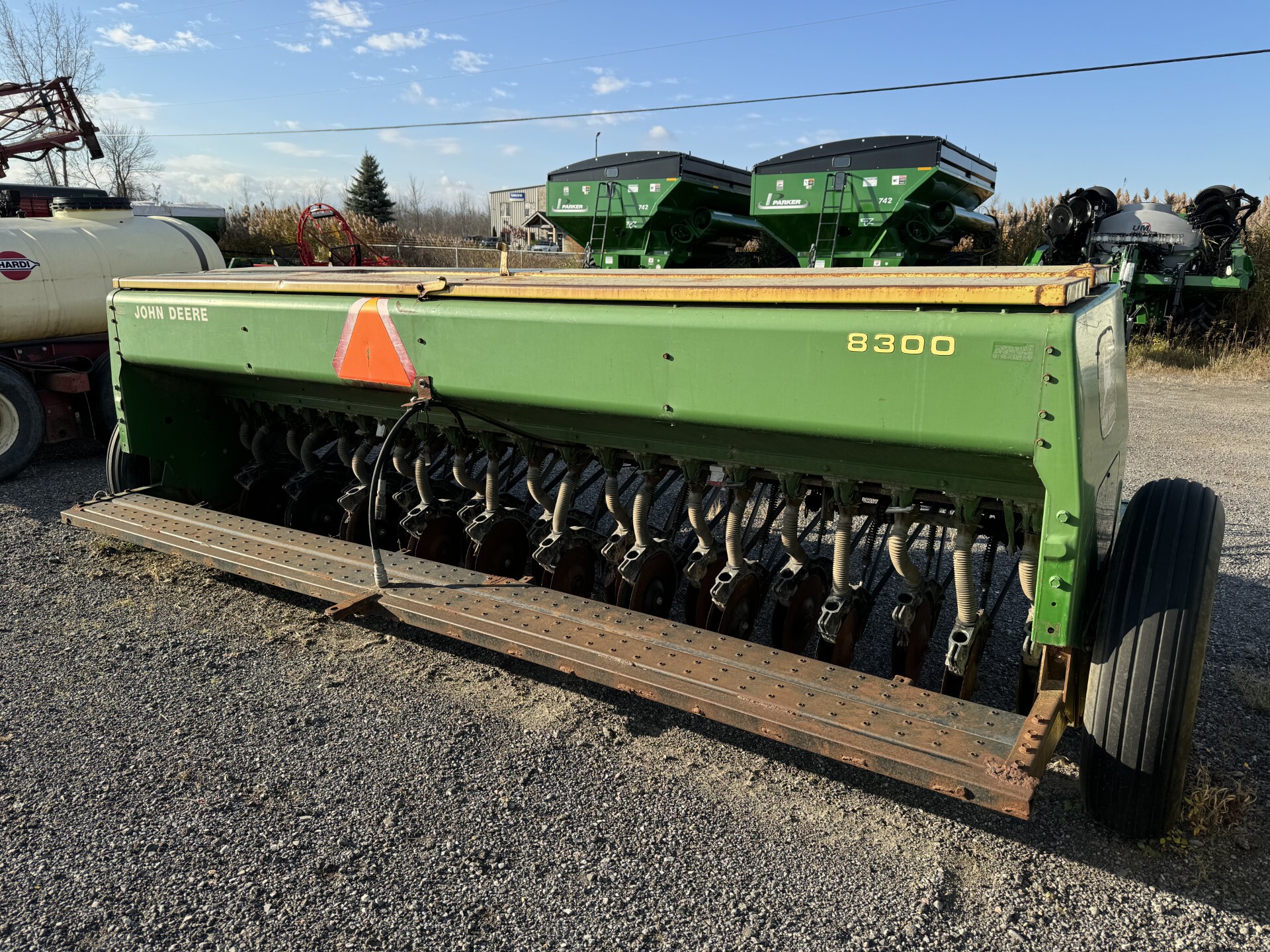 John Deere 8300 12ft SEED DRILL Image 1