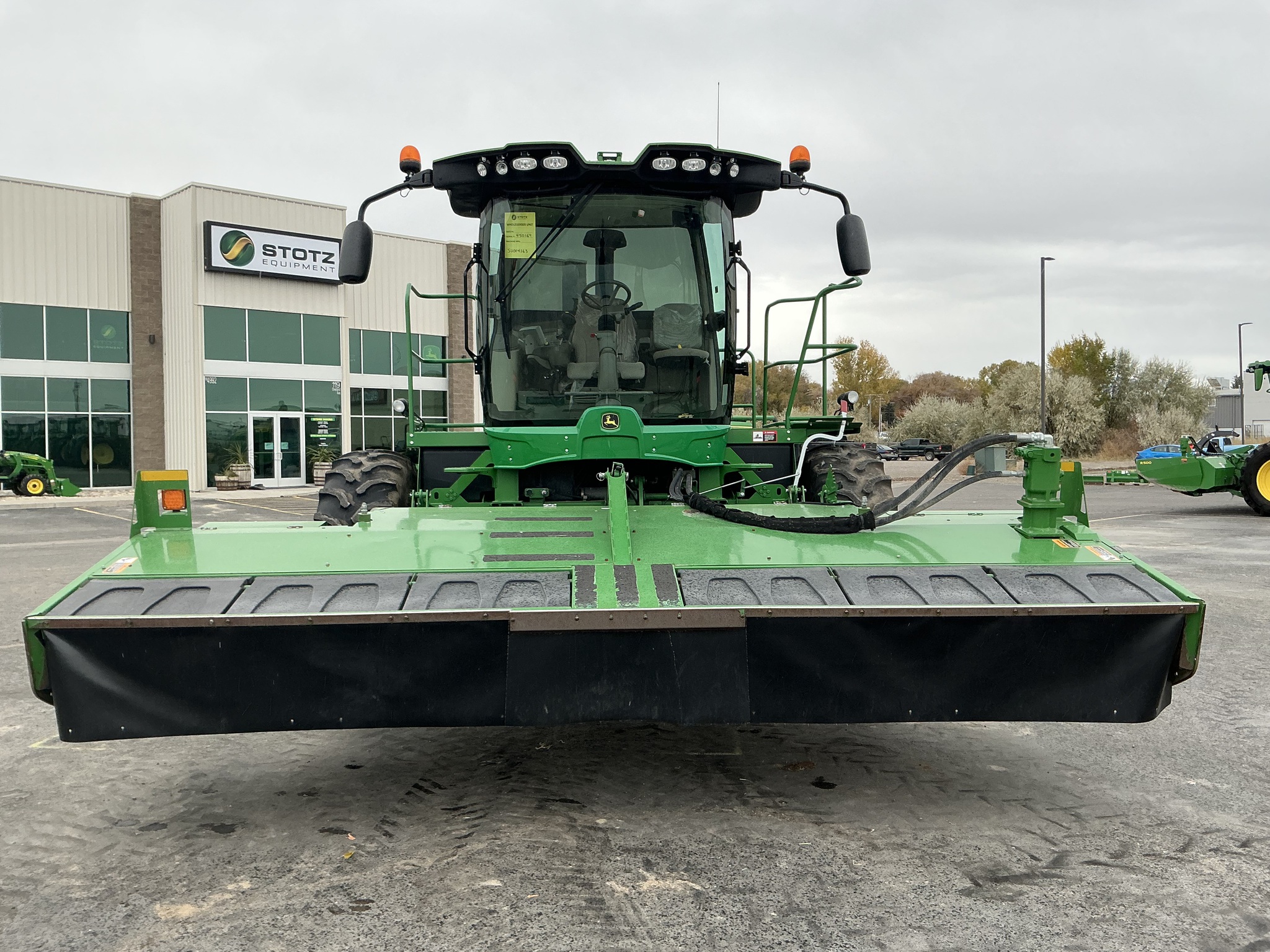 2019 John Deere W235 Image 8
