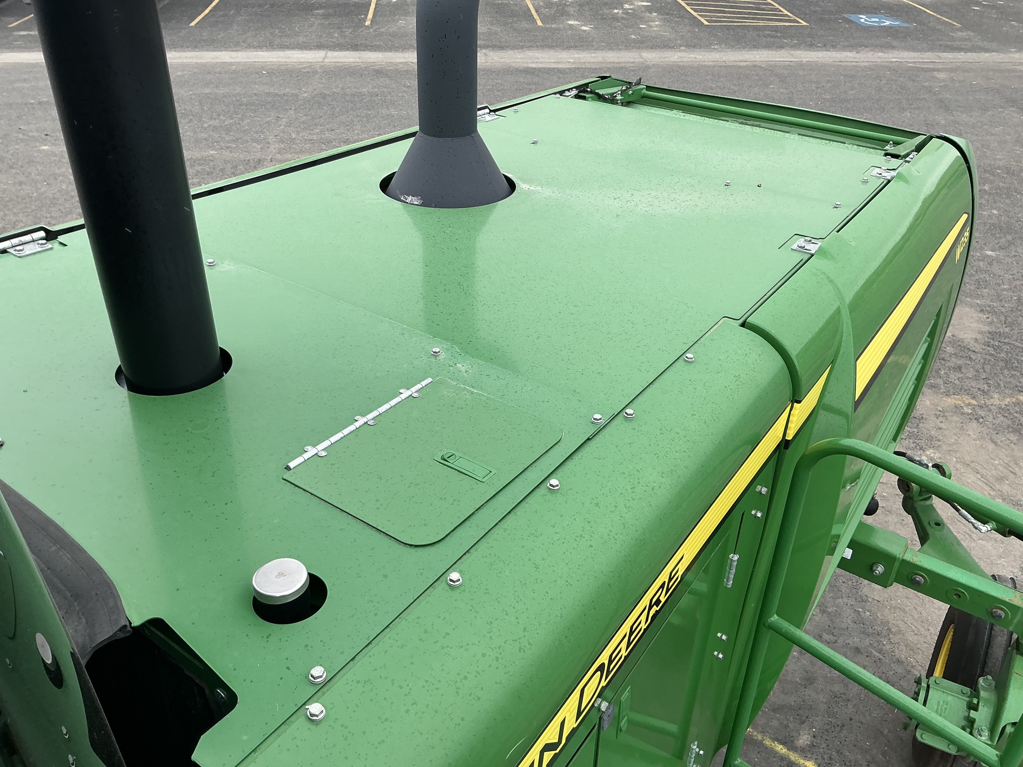 2019 John Deere W235 Image 25