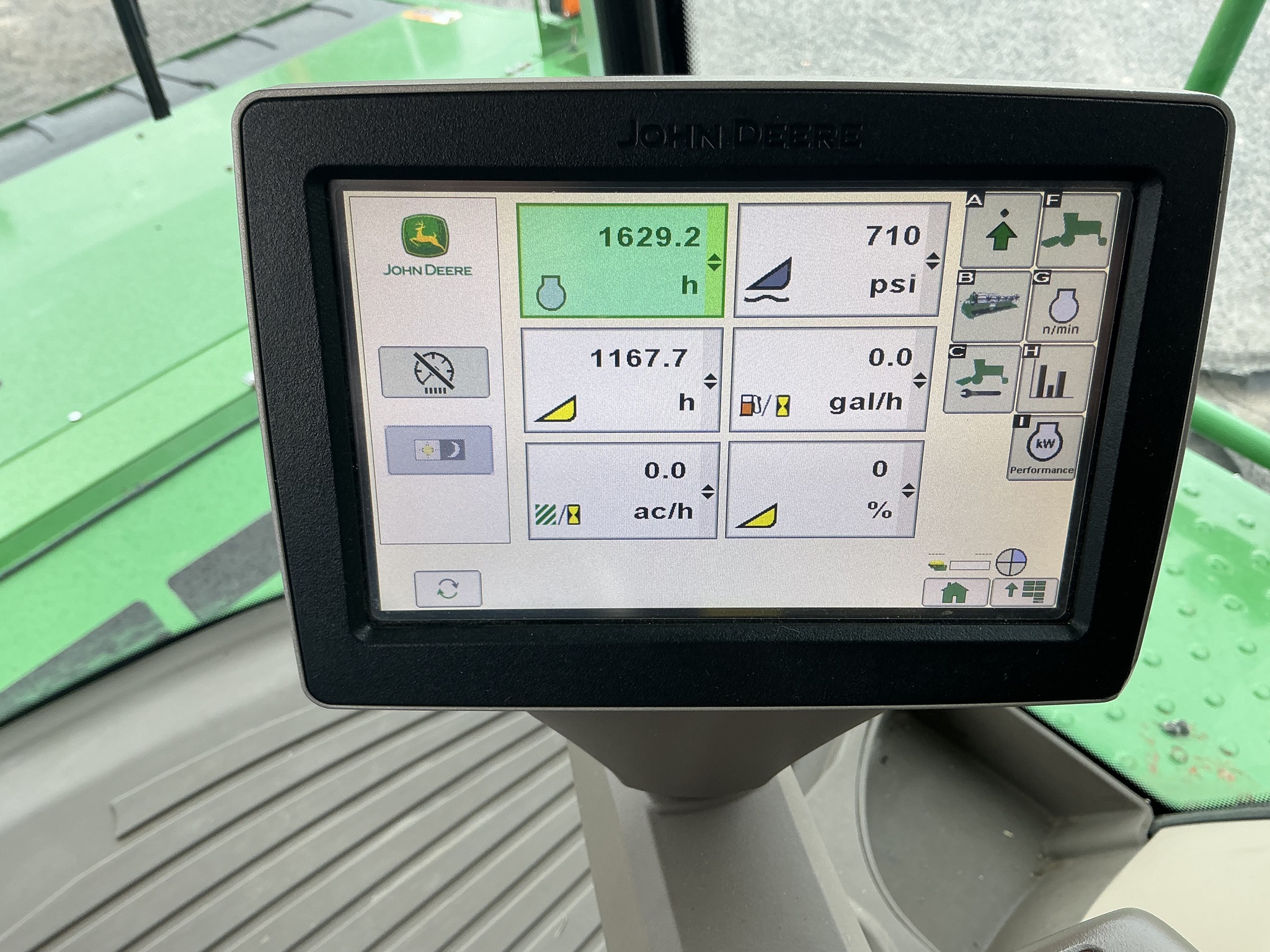 2019 John Deere W235 Image 30