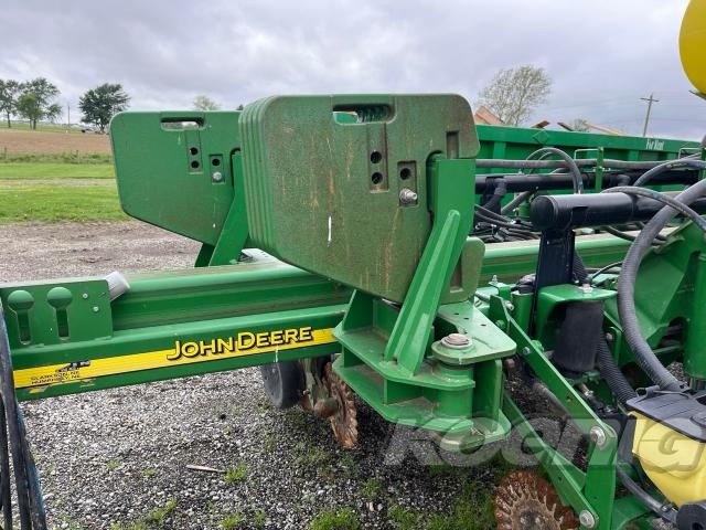Used 2012 John Deere 1770NT CCS Planters: Drawn at Koenig Equipment in Richmond, IN - PhotoXL9