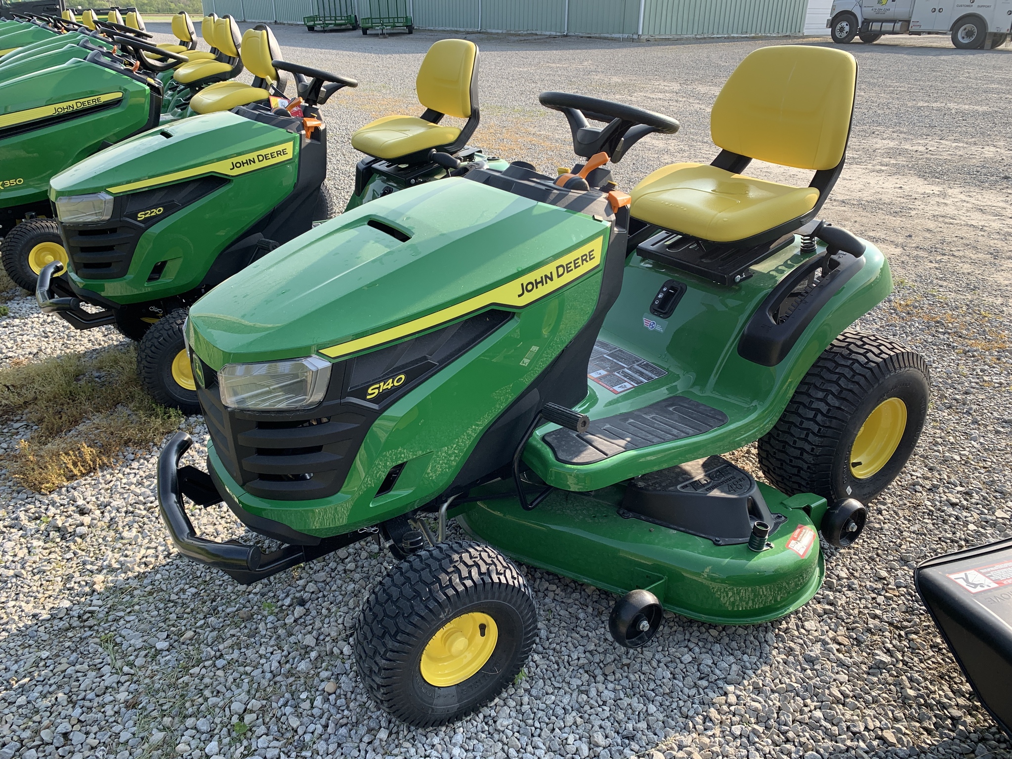 2023 John Deere S130 Image 4