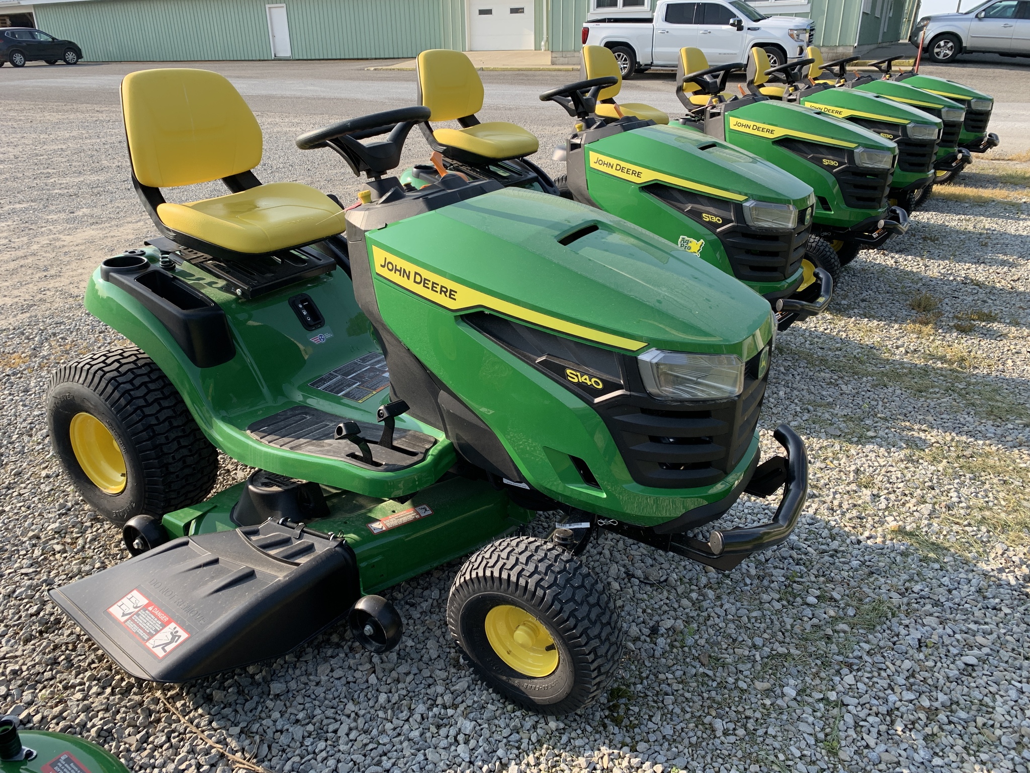 2023 John Deere S130 Lawn & Garden Tractors Conyers, GA
