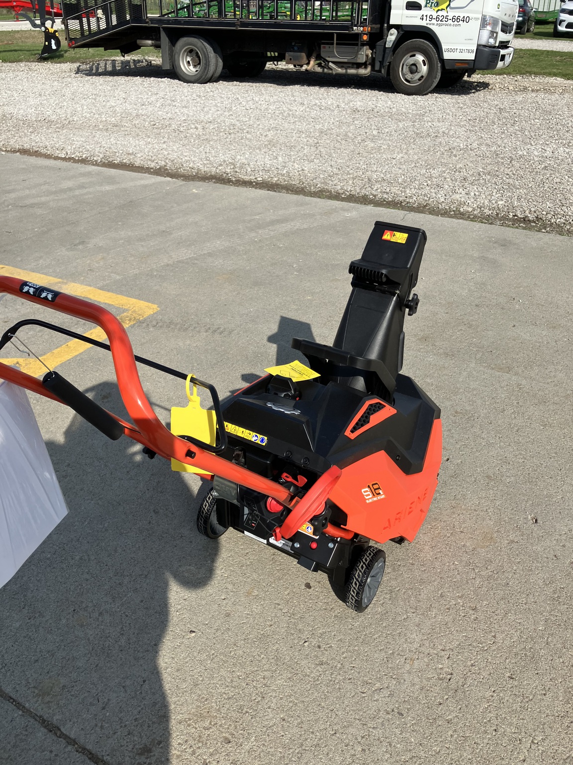 2023 Ariens 938027 Image 2