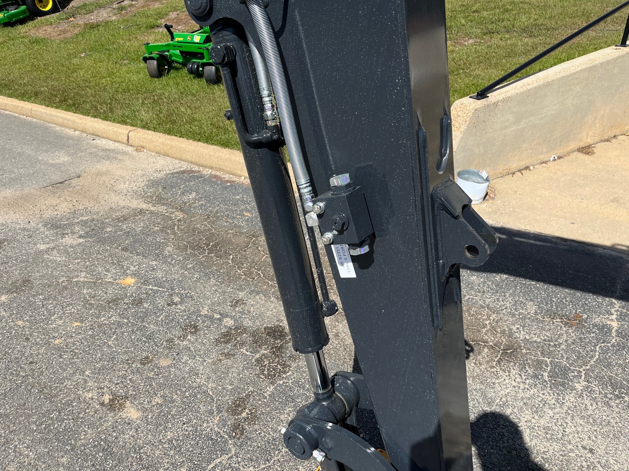 2026 John Deere 60 P Image 7