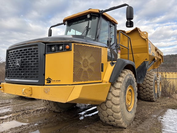 Photo of a 2021 John Deere 460E-II