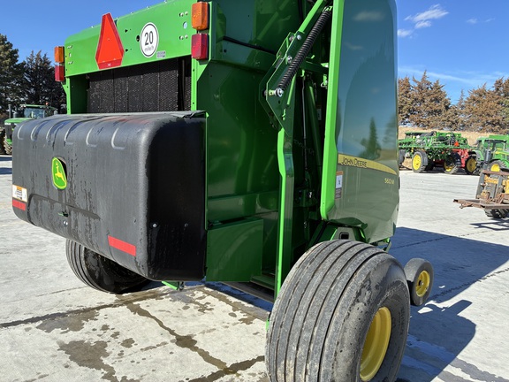 2021 John Deere 560M (5th thumbnail)