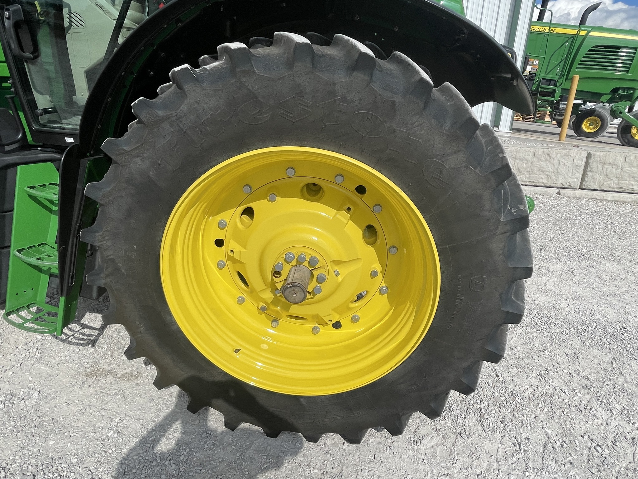  2023 John Deere 6R 155 at Heritage Tractor in Lockwood, MO