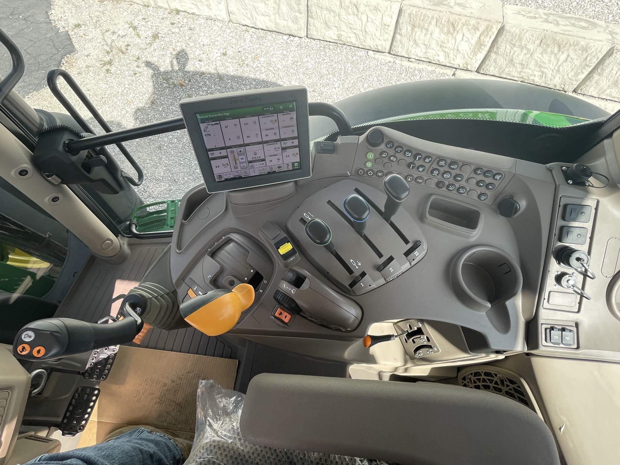  2023 John Deere 6R 155 at Heritage Tractor in Lockwood, MO