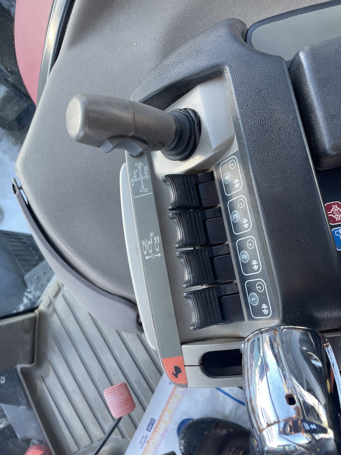 2011 Case IH Puma 185 Image 4