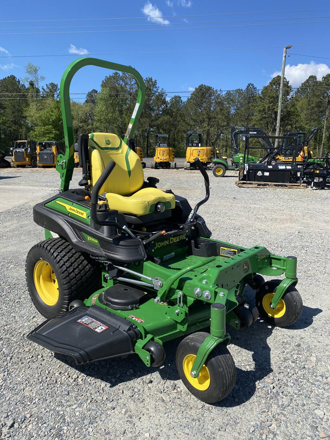 2023 John Deere Z920M Image 8