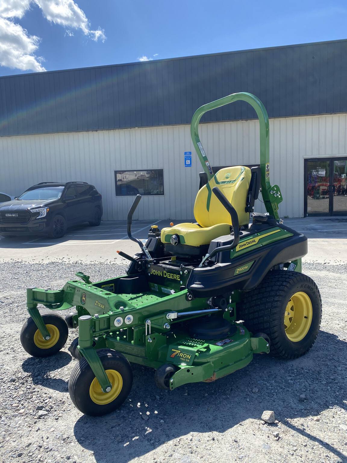 2023 John Deere Z920M Image 5
