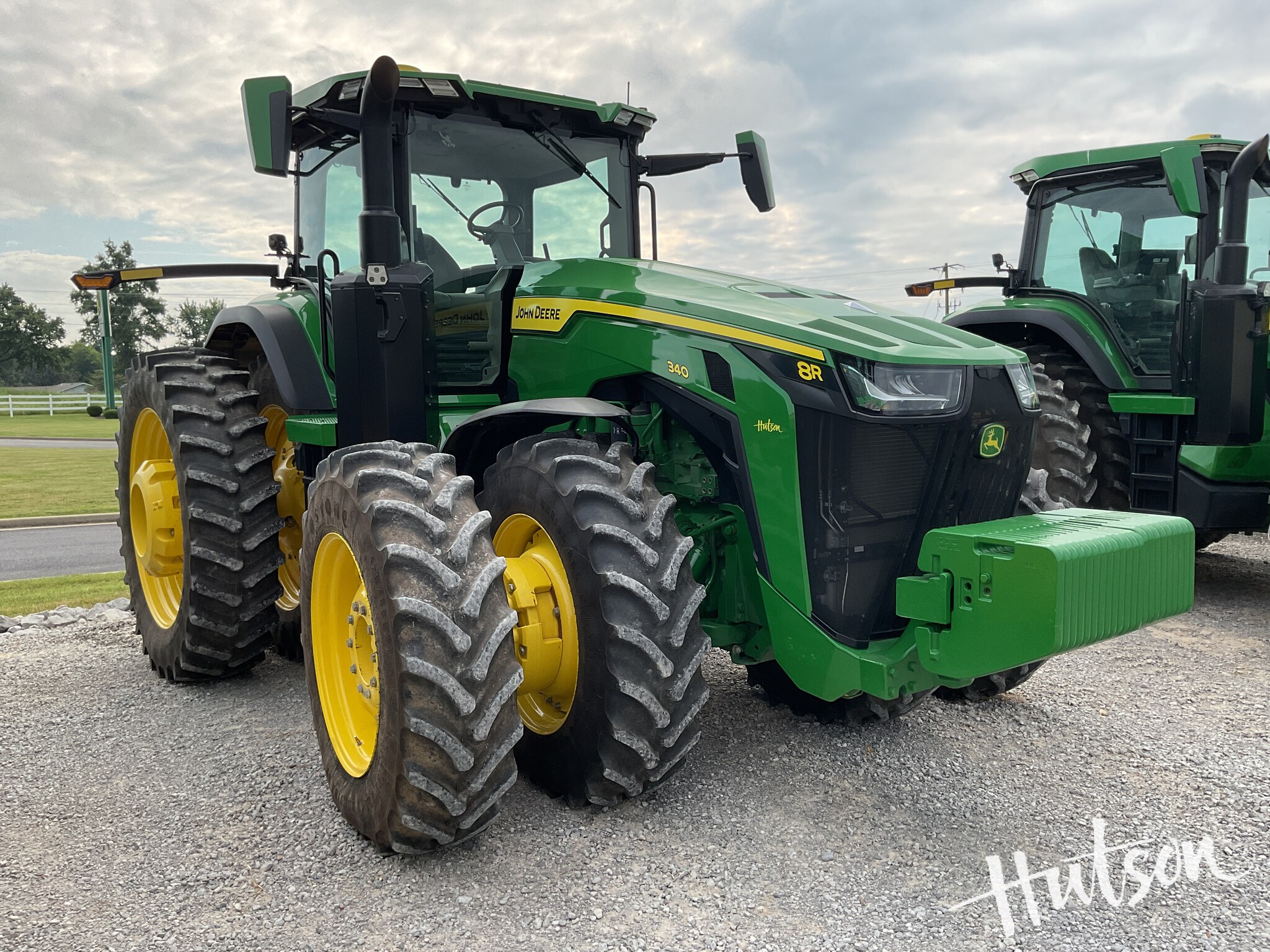 2024 John Deere 8R 340