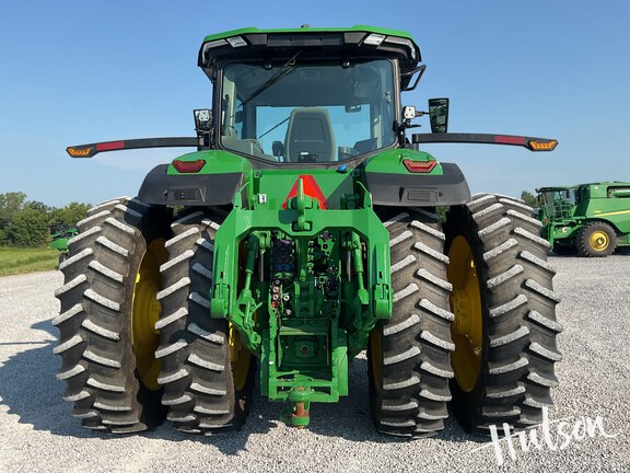 Photo of 2024 John Deere 8R 340