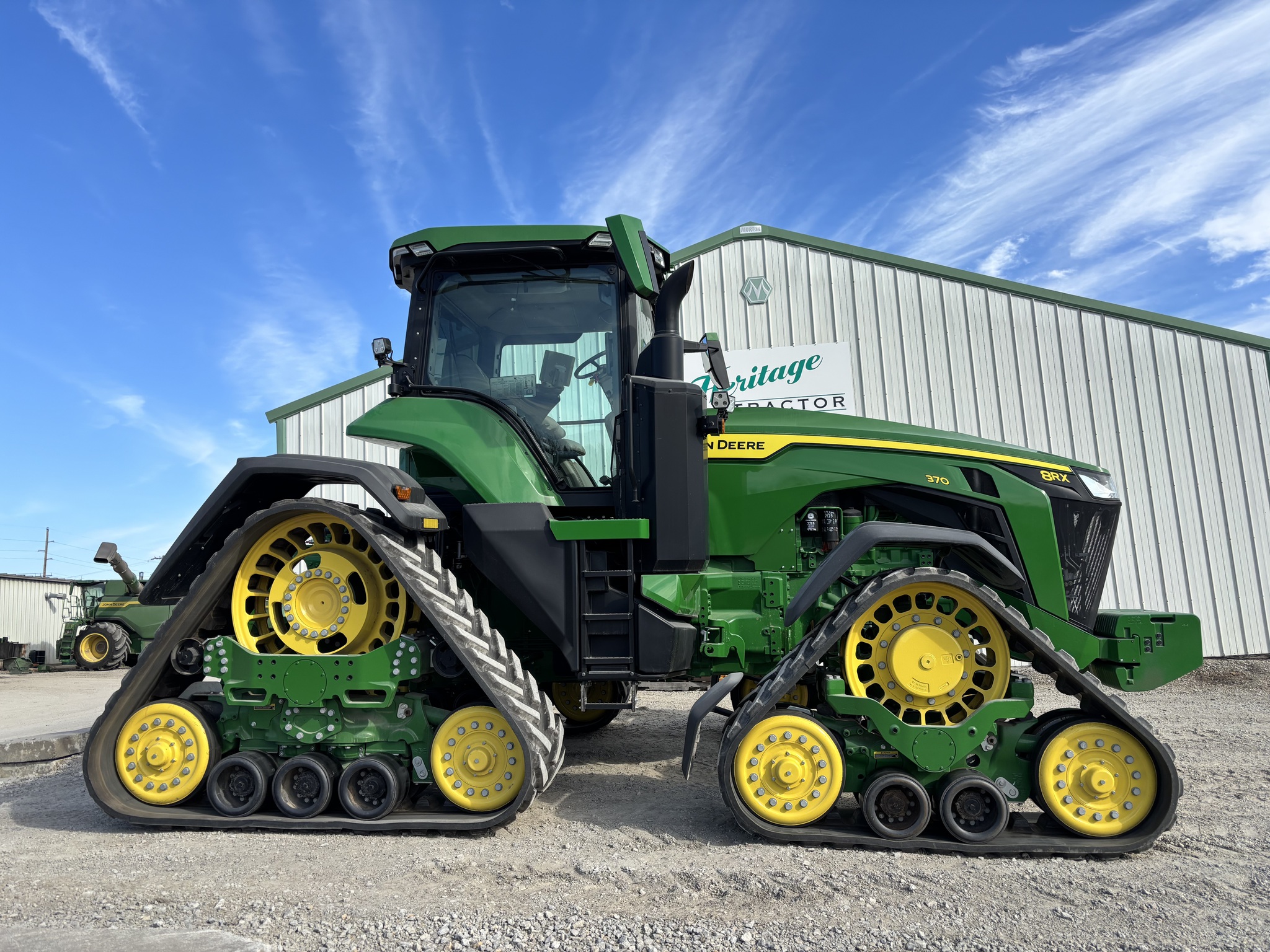  2023 John Deere 8RX 370 at Heritage Tractor in Atchison, KS