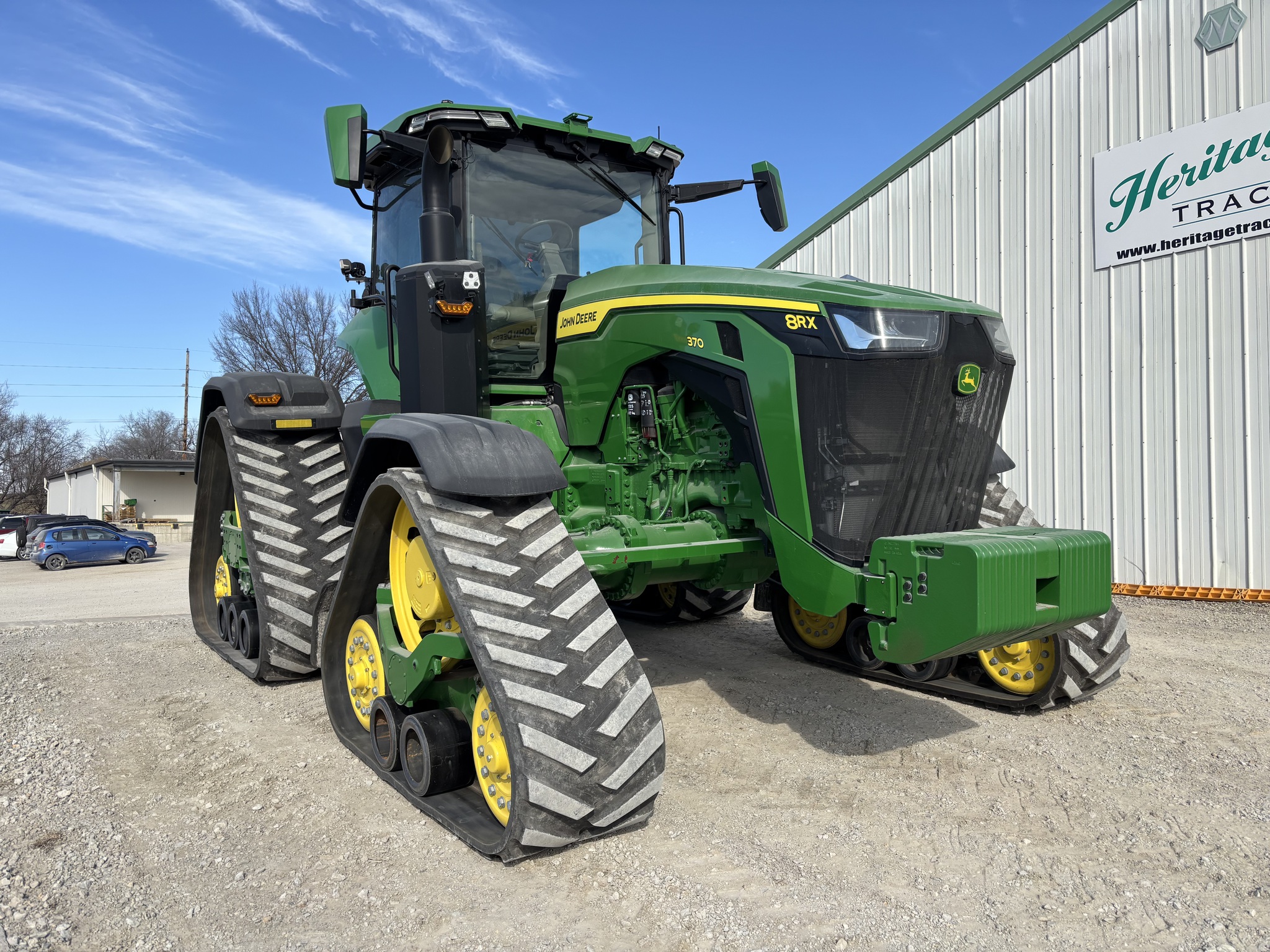  2023 John Deere 8RX 370 at Heritage Tractor in Atchison, KS