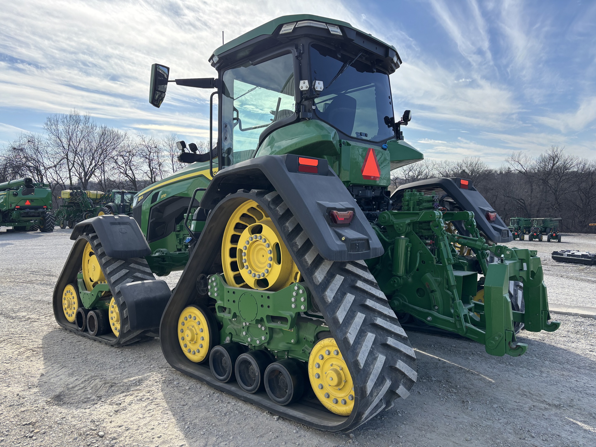  2023 John Deere 8RX 370 at Heritage Tractor in Atchison, KS