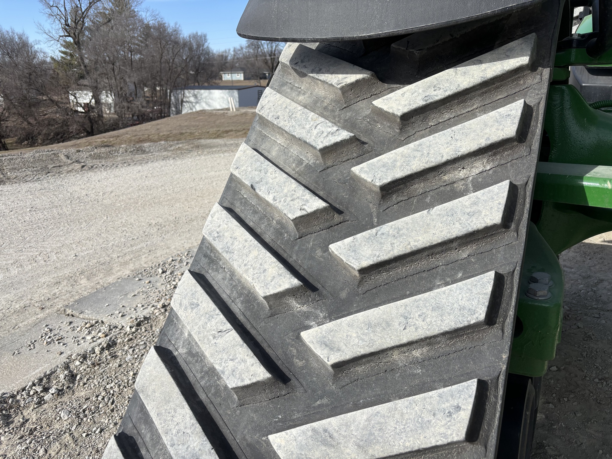  2023 John Deere 8RX 370 at Heritage Tractor in Atchison, KS