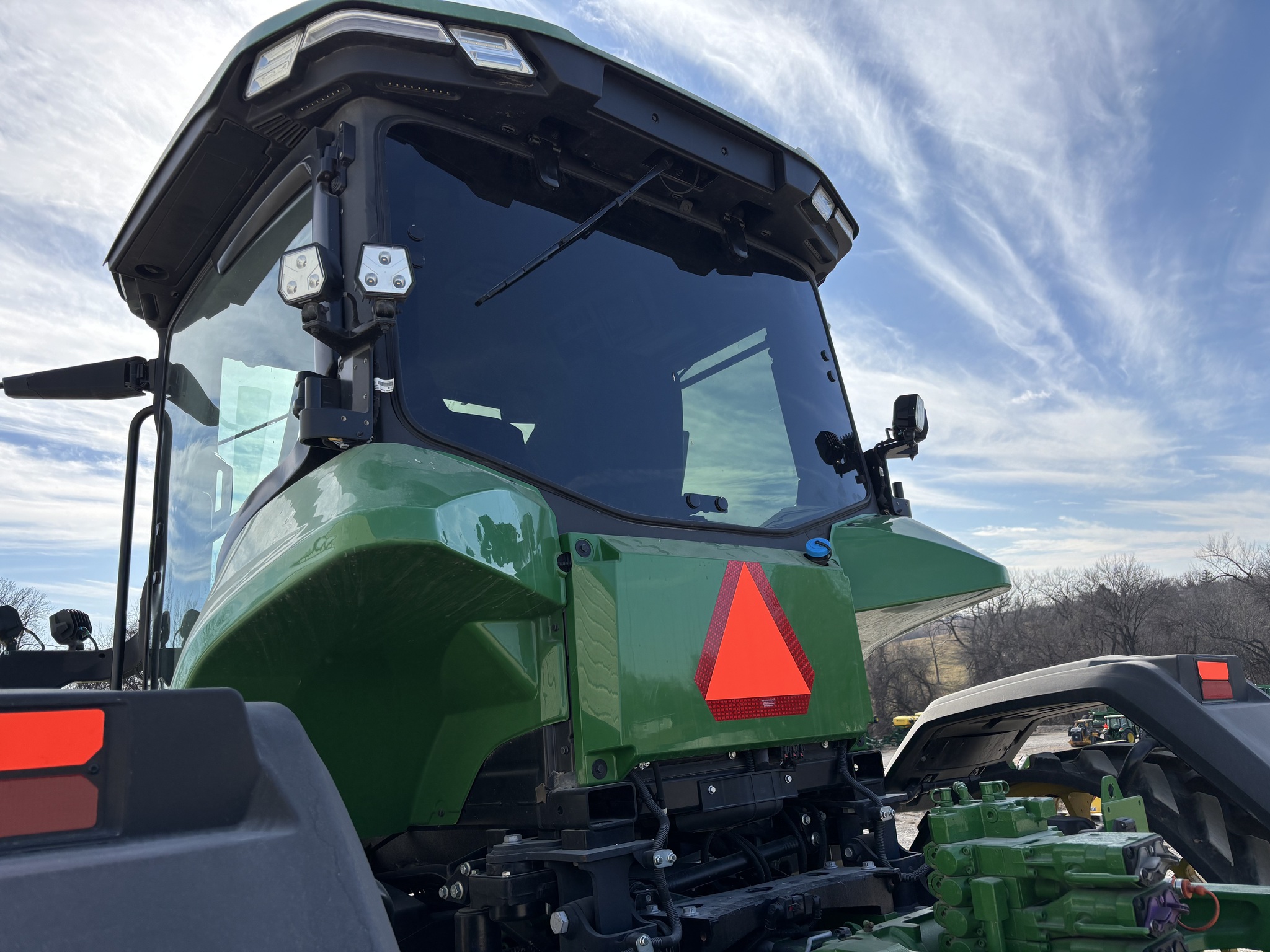  2023 John Deere 8RX 370 at Heritage Tractor in Atchison, KS