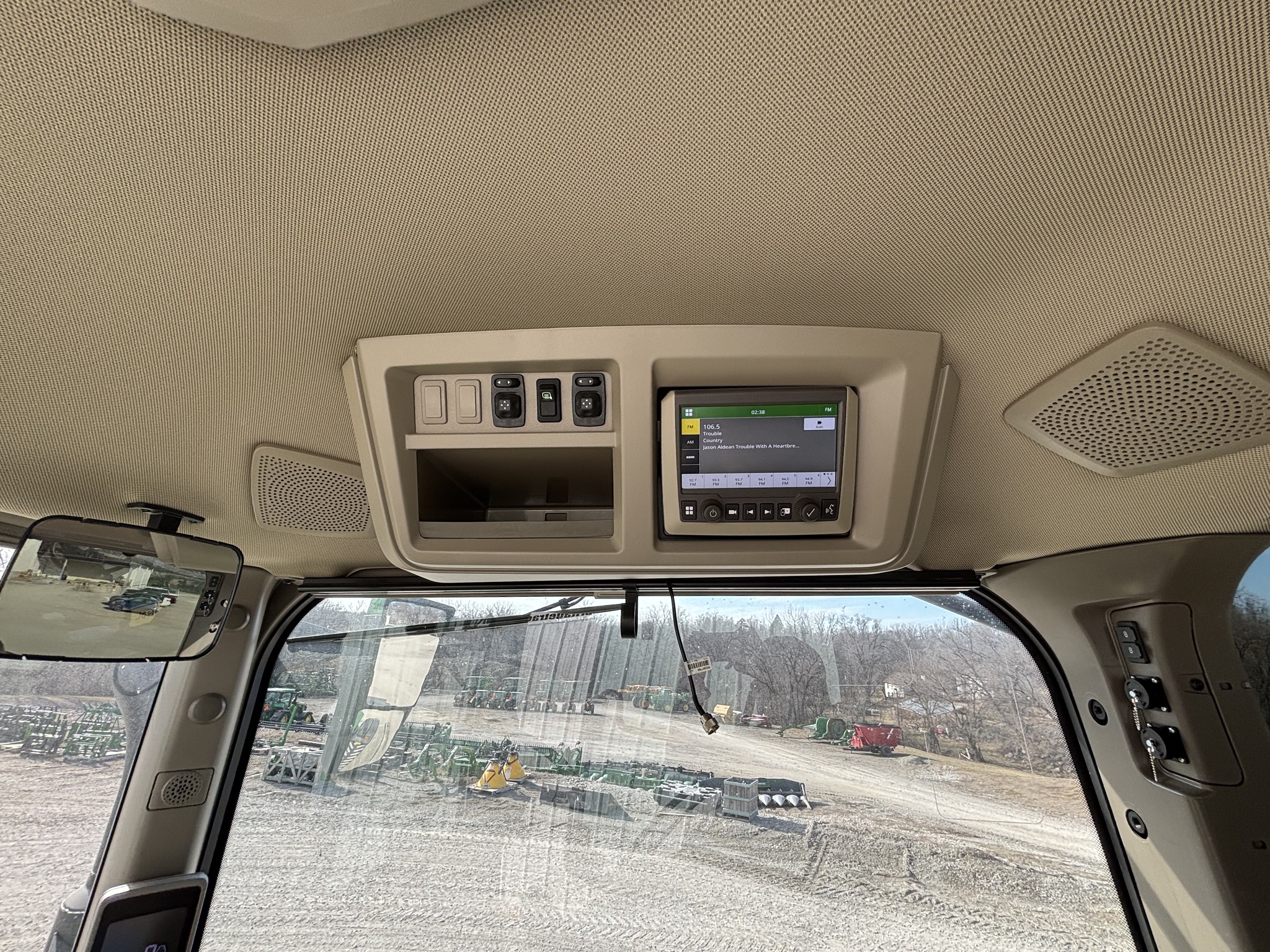  2023 John Deere 8RX 370 at Heritage Tractor in Atchison, KS