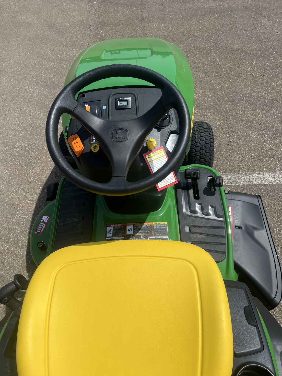 2025 John Deere S240 Image 5