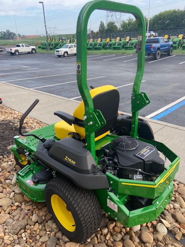 2025 John Deere Z720E Image 4