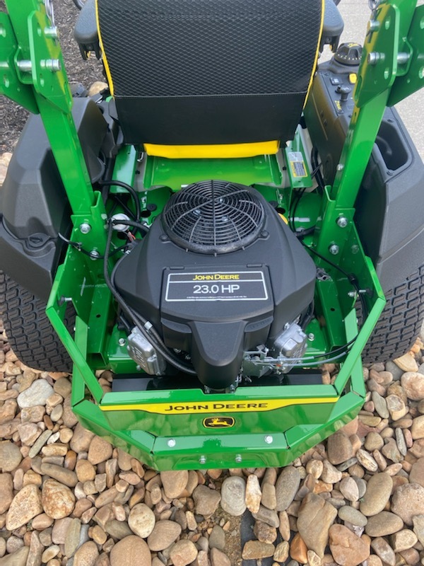 2025 John Deere Z720E Image 3