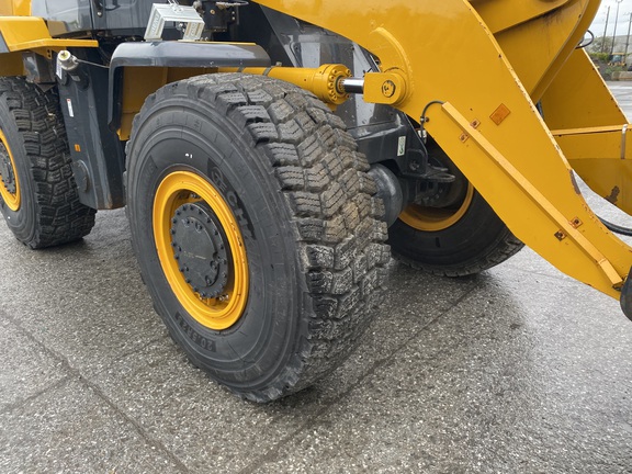 2023 Liugong 838H