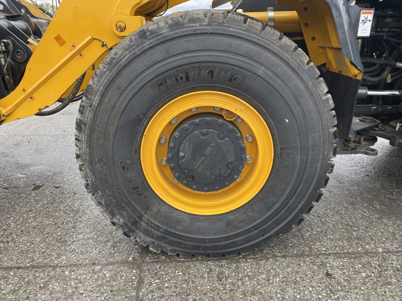 2023 Liugong 838H