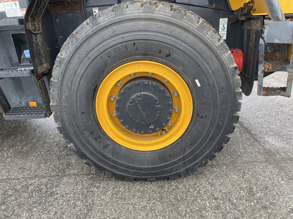 2023 Liugong 838H