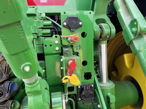 2023 John Deere 8R 370 - Photo25