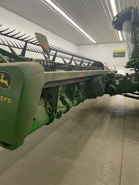 2017 John Deere 635FD Image 5