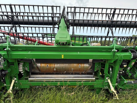 Used 2024 John Deere HD50R Combine Platforms at Horizon Ag & Turf in Falher, AB - Photo8