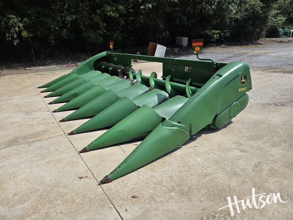 Photo of 2008 John Deere 608C