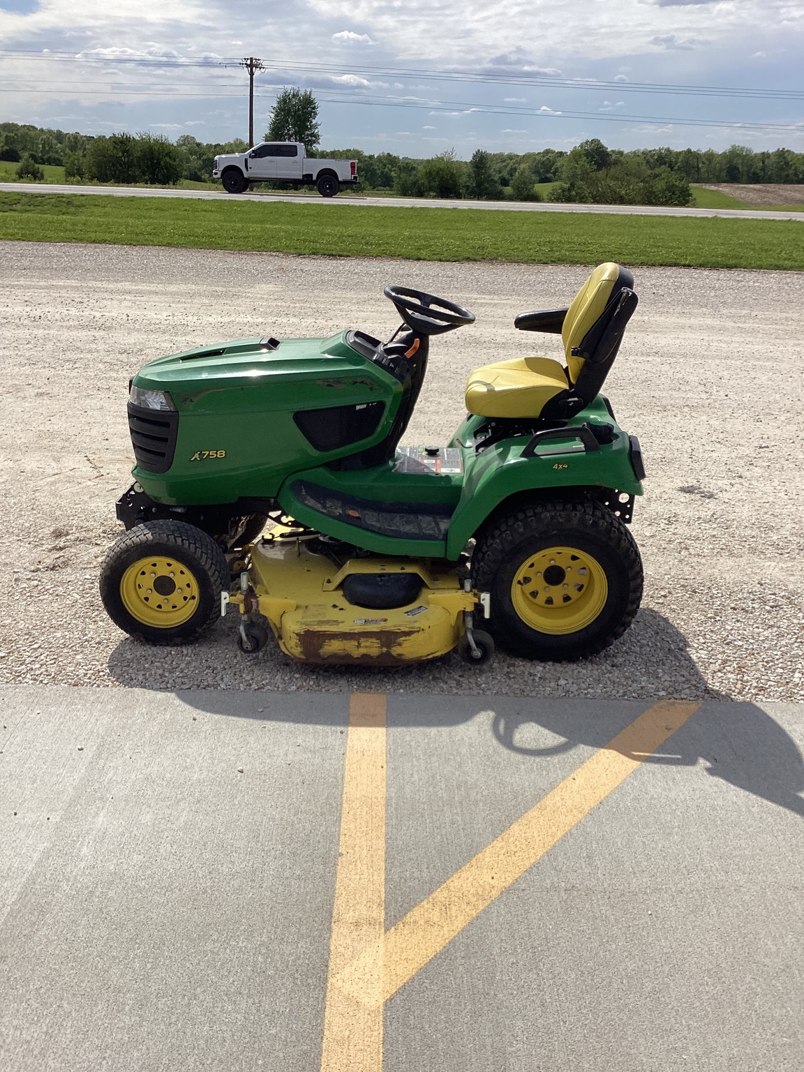  2018 John Deere X758 at Heritage Tractor in Rockport, IL