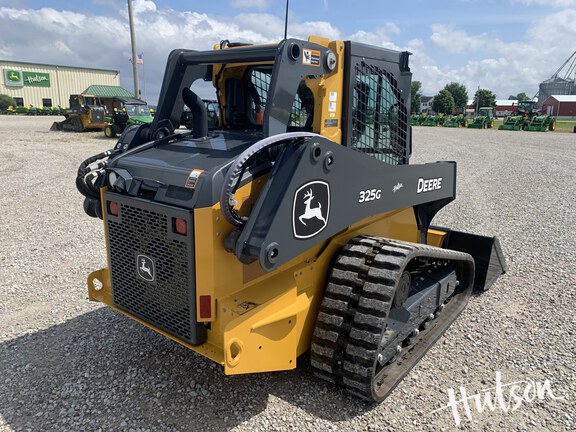 Photo of 2024 John Deere 325G