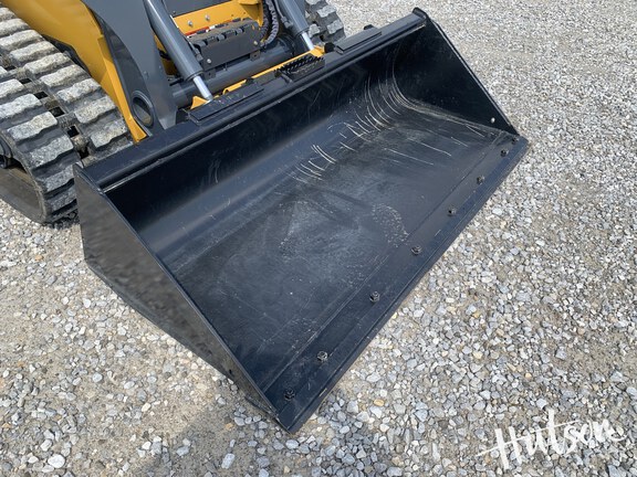 Photo of 2024 John Deere 325G