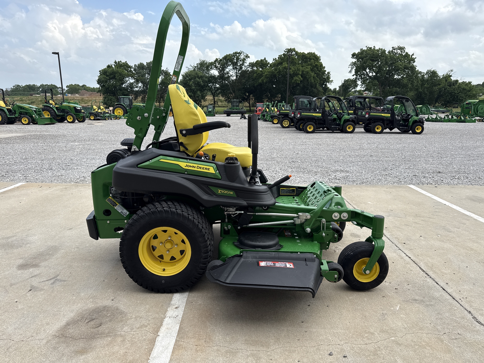 2024 John Deere Z920M Image 10