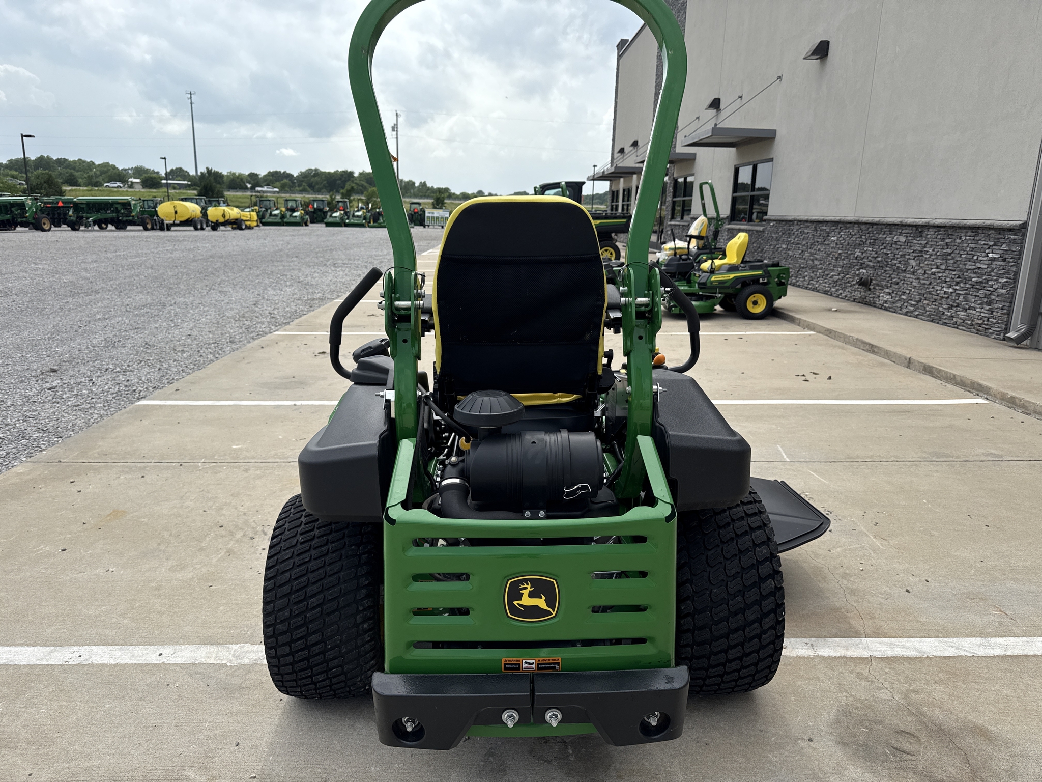 2024 John Deere Z920M Image 15