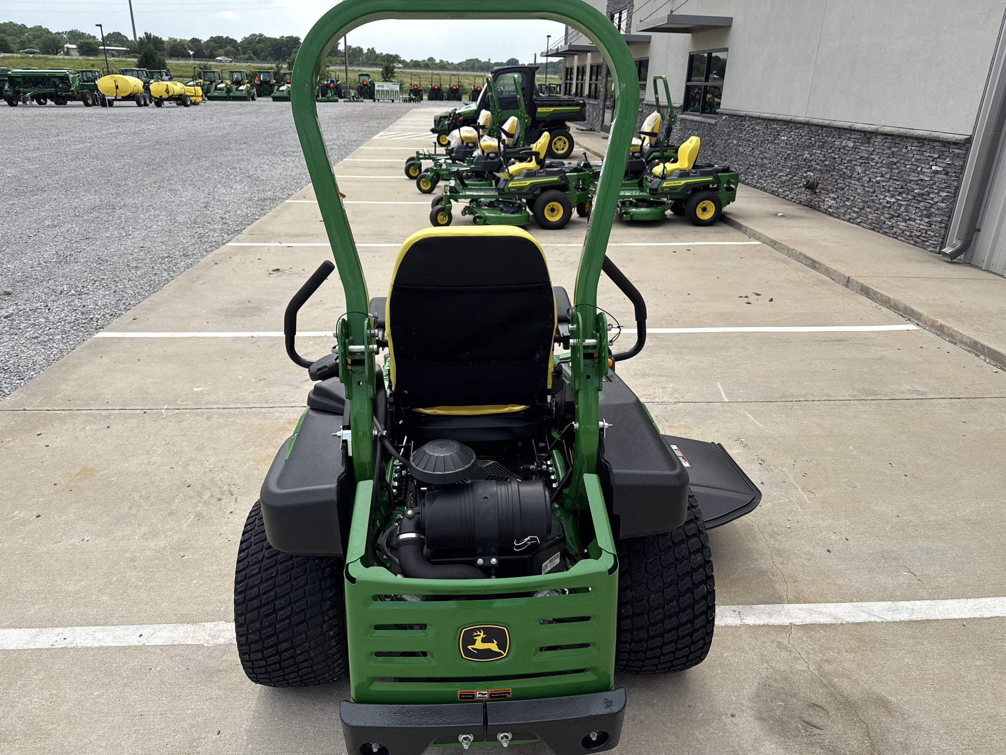 2024 John Deere Z920M Image 14